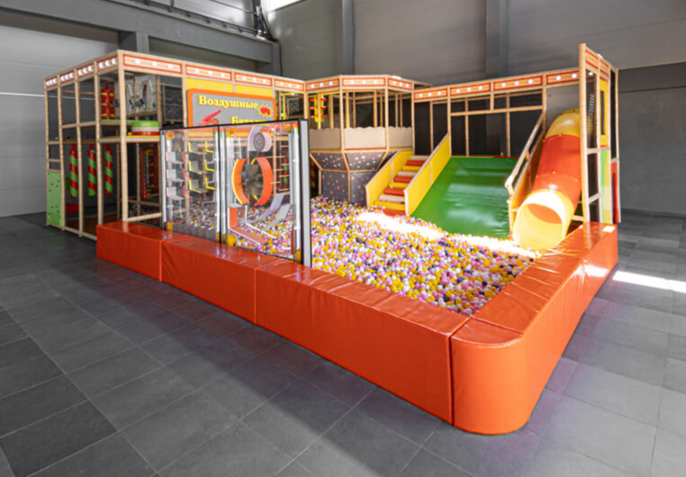 Детский городок в аквакомплексе «Прибой»